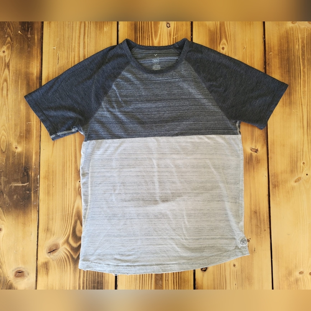 Men's American Eagle T-shirt